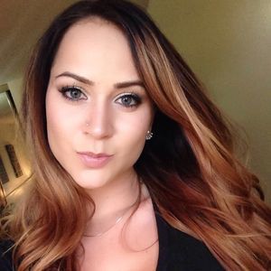 Meet your Posher, Rae-lynn